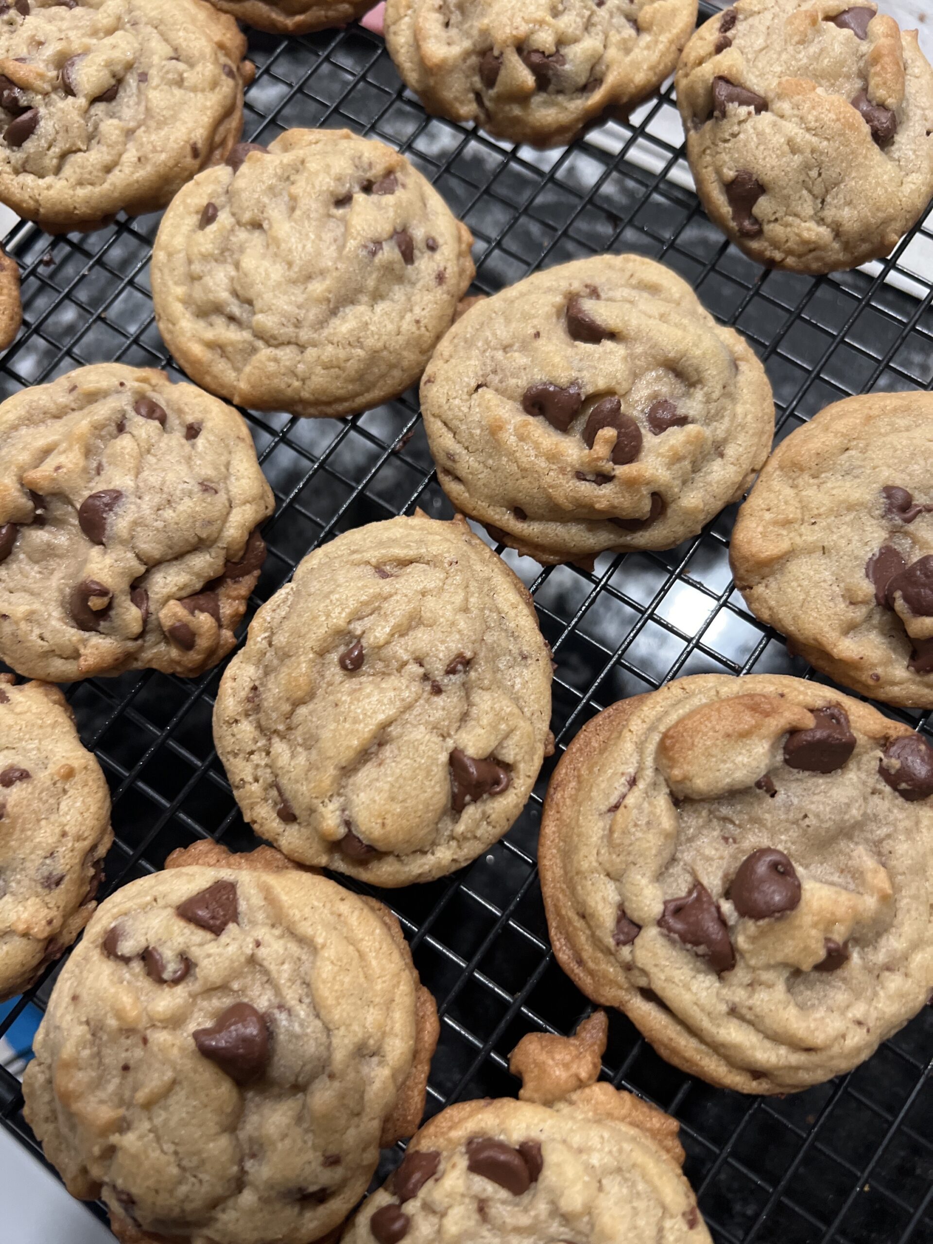 1 Dozen Chocolate Chip Cookies - Image 2