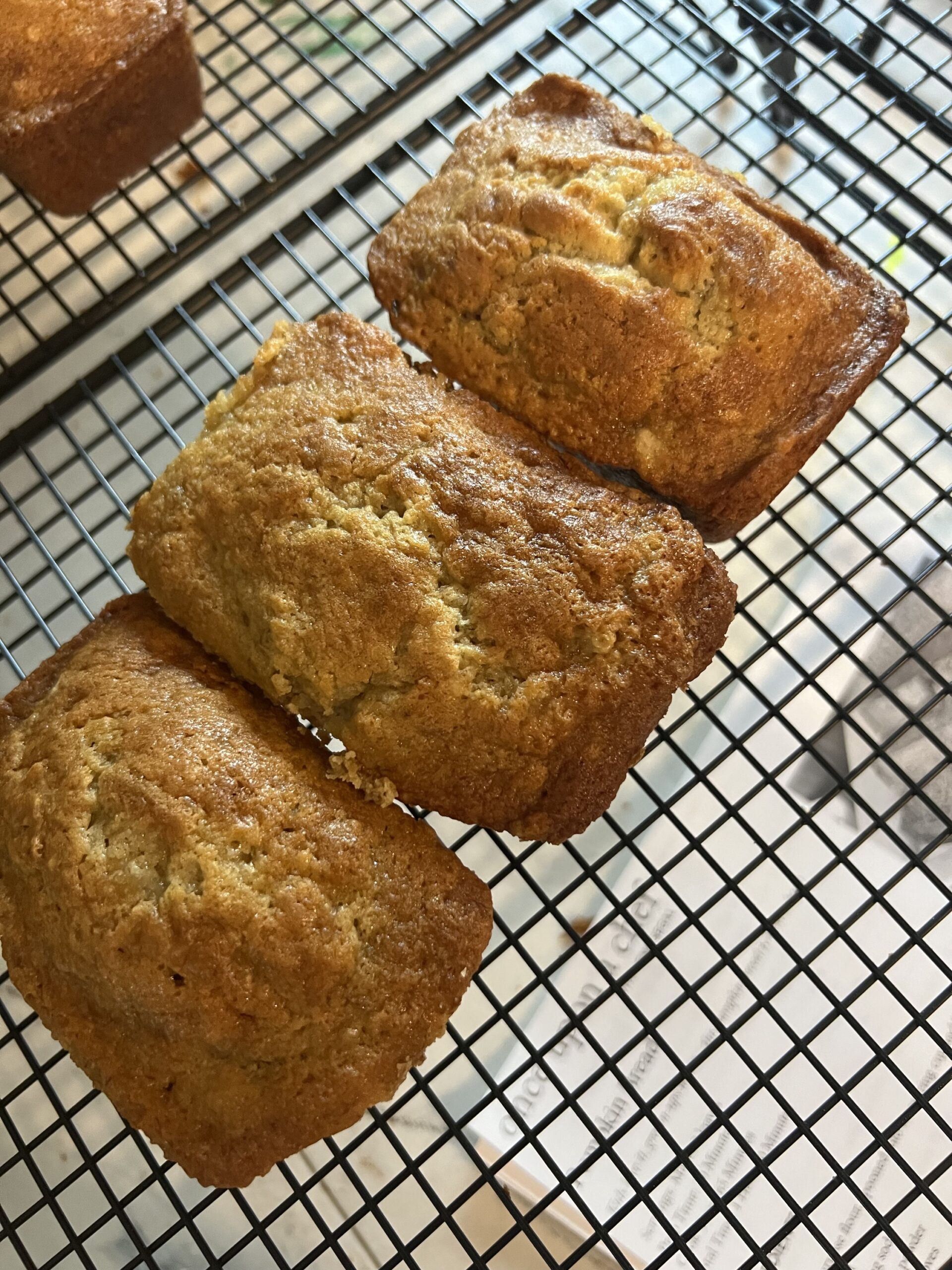 Mini Banana Bread Loaves
