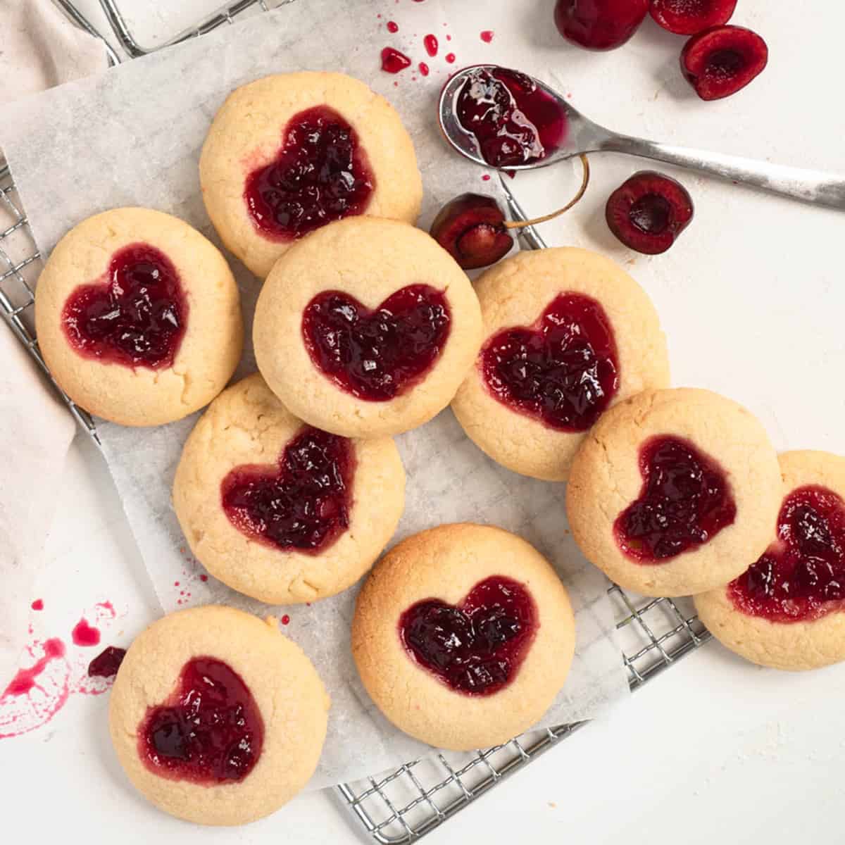 Valntine thumbprint cookies